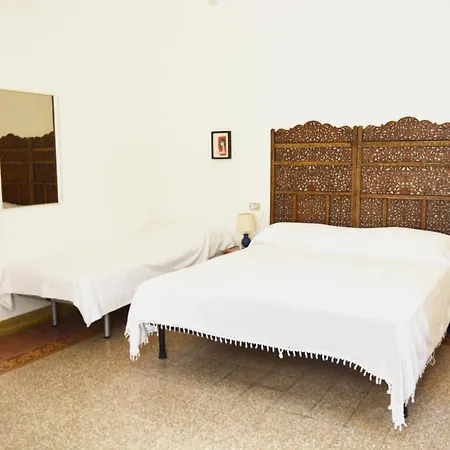 Kennedy Beach House Villa *